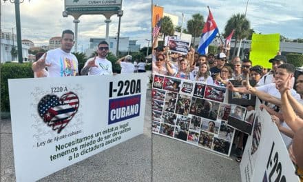 CUBANOS CON I-220A REALIZAN CARAVANA DE PROTESTA EN MIAMI